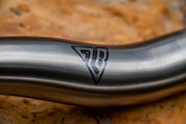 Roost titanium handlebars RB logo close up