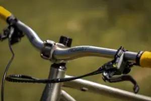 Roost ti handlebars and stem with ergon grips magura - roost bike Roost Ti handlebars and stem with Ergon grips magura